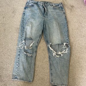 AE Ripped Jeans